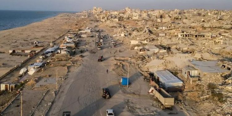 محلل سياسي: المسيرات الأمريكية فوق قطاع غزة تعكس إصرار واشنطن على تفادي حدوث أي انفلات أمني