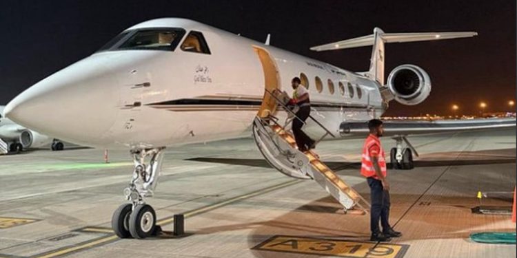 نقل مواطن سعودي من مسقط إلى المملكة عبر طائرة الإخلاء الطبي