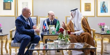 وزير شؤون الدفاع المدني والطوارئ الروسي يصل إلى الرياض لحضور بطولة العالم لرياضة الإطفاء والإنقاذ