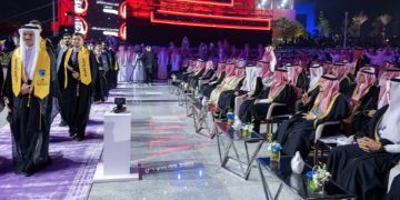 أمير الرياض يرعى حفل تخريج 616 طالبًا من جامعة الأمير سلطان