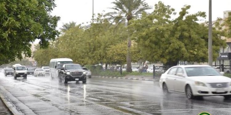 «البيئة»: مكة تسجل أعلى كمية هطول أمطار بـ 32.2 ملم في القنفذة