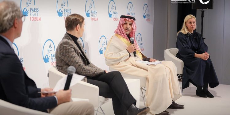 المملكة تؤكد التزامها بالتوريد المسؤول للمعادن في منتدى باريس للسلام 2025