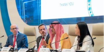 المملكة تستعرض ملامح تحوّلها الصناعي في جلسة "رؤية UNIDO 2050" بالقمة العالمية للصناعة