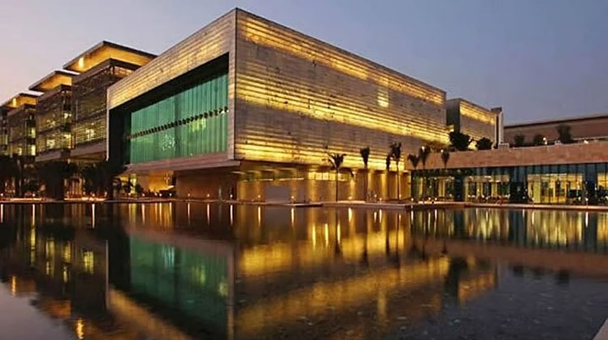 برنامج استدامة الطلب على البترول يُوقّع اتفاقيتين إستراتيجيتين مع جامعة الملك عبدالله