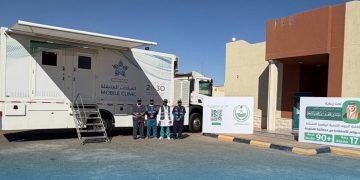 تجمّع الجوف الصحي يقدّم الفحوصات الدورية المبكرة ضمن القافلة الرقمية المتنقلة