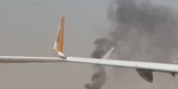 تحطم طائرة هندية في معرض دبي للطيران