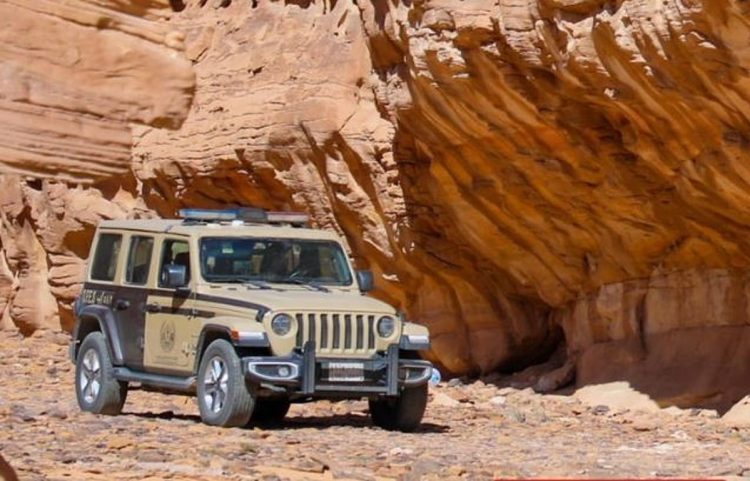 ضبط مواطنين خليجيين لارتكابهما الشروع في الصيد دون ترخيص بمحمية الأمير محمد بن سلمان الملكية