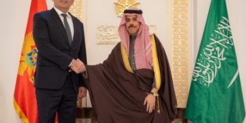فيصل بن فرحان يستقبل وزير خارجية الجبل الأسود
