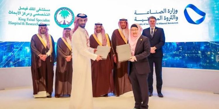 لدعم الابتكار الصناعي والتعديني.. «التخصصي» يوقّع اتفاقية مع وزارة الصناعة