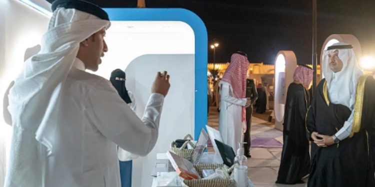 محافظ الأحساء يدشّن حملة "سكرك موزون" ضمن فعاليات اليوم العالمي للسكري