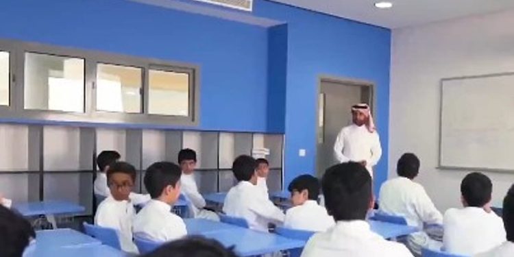 مختصة: يجب إدارة مشاعر القلق والإحباط قبل العودة للدراسة