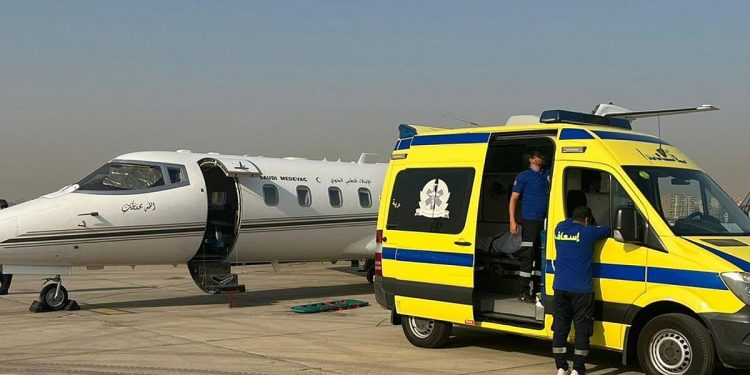 نقل مواطنة حالتها الطبية حرجة من مصر عبر طائرة الإخلاء الطبي