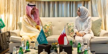 وزير السياحة يلتقي ‎نظيرته البحرينية لبحث سبل تطوير التعاون بين المملكتين