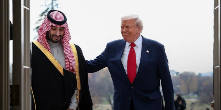 ولي العهد والرئيس الأميركي بطريقهما إلى المكتب البيضاوي لعقد اجتماع ثنائي