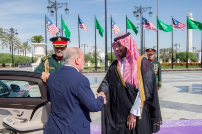 ولي العهد وملك ماليزيا يعقدان جلسة مباحثات رسمية