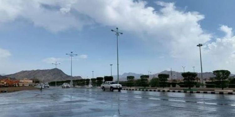 150 محطة ترصد هطول الأمطار في 11 منطقة.. والرياض الأعلى كمية بـ47,0 ملم