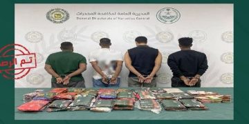 القبض على مواطنين و3 مقيمين من الجنسية الإثيوبية والإرترية لترويجهم الحشيش والإمفيتامين بالرياض وحائل