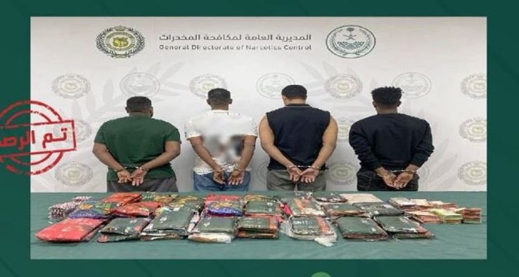 القبض على مواطنين و3 مقيمين من الجنسية الإثيوبية والإرترية لترويجهم الحشيش والإمفيتامين بالرياض وحائل