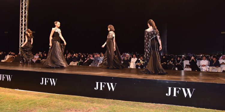 جدة تحتضن أكبر عروض الهوت كوتور في المملكة عبر JFW Fashion Show