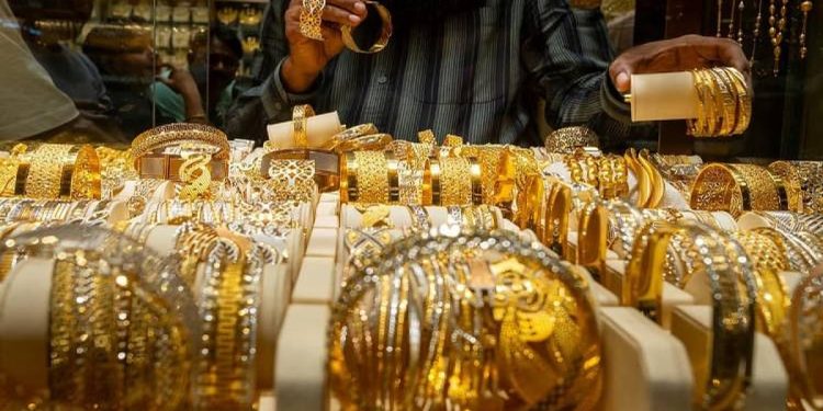 ارتفاع المعدن الأصفر عالميًا.. سعر الذهب في السعودية اليوم الاثنين 24-6-1447 لكل الأعيرة