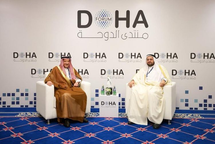الخريجي يبحث تعزيز العلاقات مع وزير الدولة بـ"خارجية  قطر"