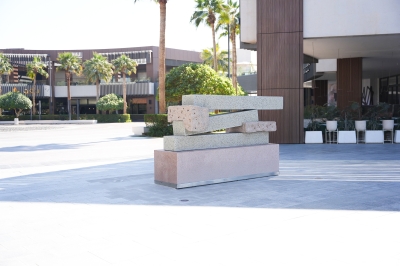 'الرياض آرت' يزين العاصمة بـ14 منحوتة في مواقع حيوية