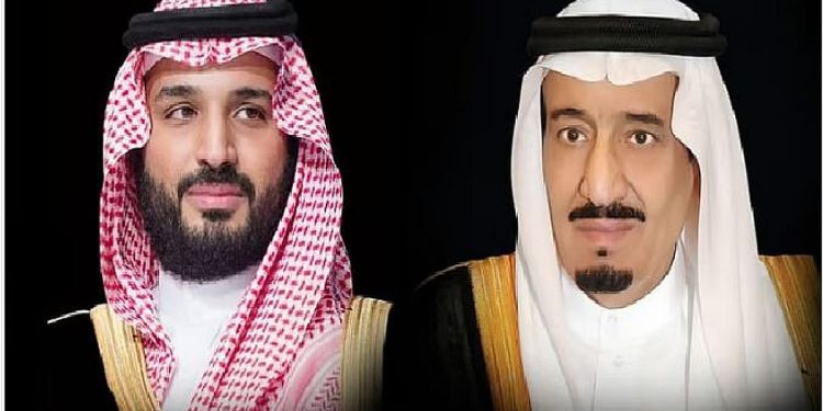 القيادة تهنئ أمير دولة قطر بمناسبة نجاح بلاده في تنظيم بطولة كأس العرب فيفا قطر 2025
