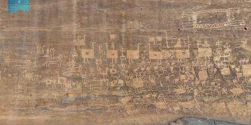 صخورُ العُلا.. سجلٌّ تاريخي لمراحل تطوّر اللغة العربية من الرموز إلى الحروف