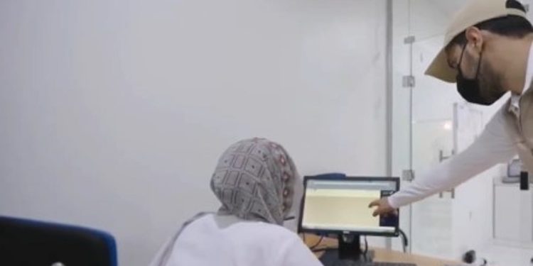 مختص: هناك اشتراطات صحية قبل وصول العامل إلى المملكة