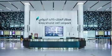 مطار الملك خالد الدولي يعلن عودة العمليات التشغيلية إلى وضعها الطبيعي بشكل كامل