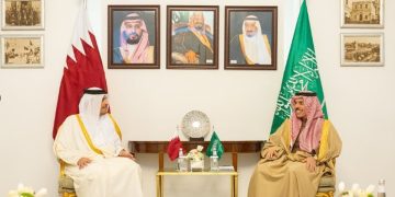 وزير الخارجية يستقبل نظيره القطري ويرأسان اجتماع اللجنة التنفيذية للمجلس التنسيقي بين البلدين