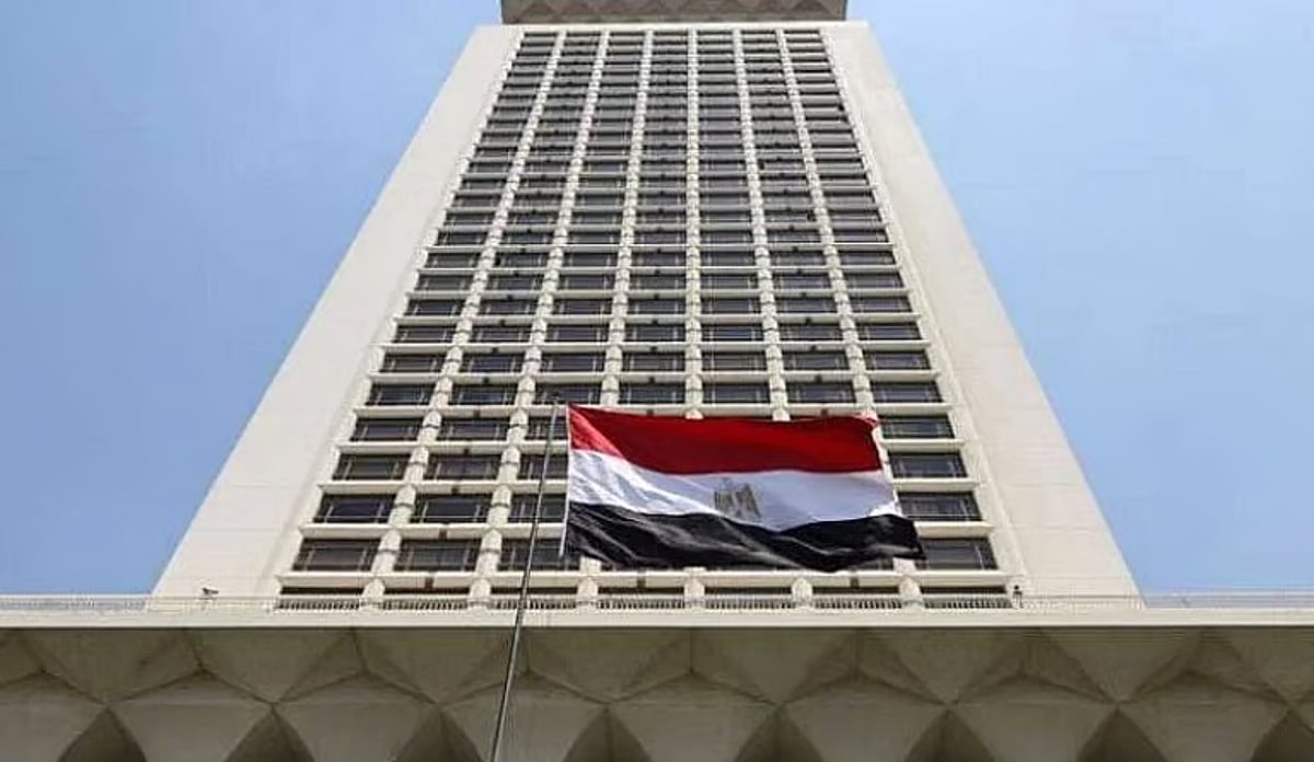 وفاة 14 مصريا بحادث غرق مركب للهجرة غير الشرعية قرب كريت