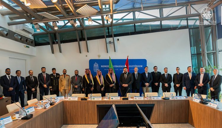 وفد من وزارة الدفاع يزور المجر لبحث فرص التعاون العسكري