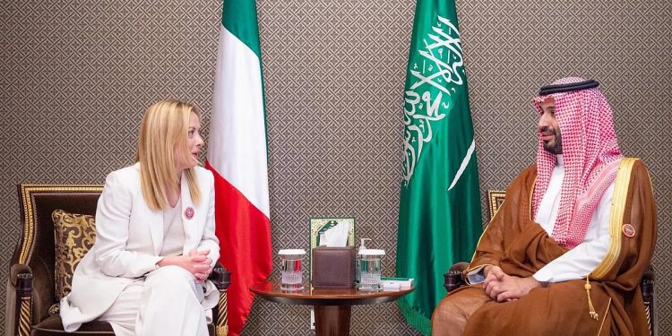 ولي العهد يلتقي رئيسة وزراء إيطاليا ويبحثان أوجه التعاون المشترك بين البلدين