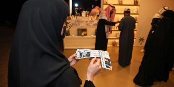 بالصور.. "عطر وورق" ضمن مهرجان الكتّاب والقرّاء بالطائف 2026