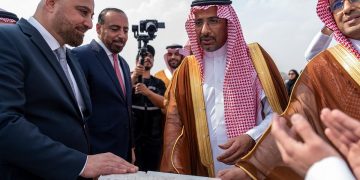 أكبر منظومة صناعية تشغيلية متكاملة.. وضع حجر الأساس لمدينة البداد العربية الصناعية في مكة المكرمة