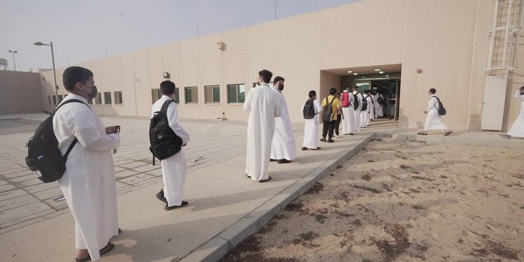 1.8 مليون طالب وطالبة يبدأون اليوم الفصل الدراسي الثاني بمدارس الرياض