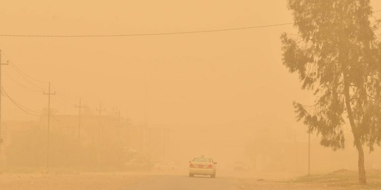 6 نصائح من المرور للقيادة الآمنة أثناء موجات الغبار