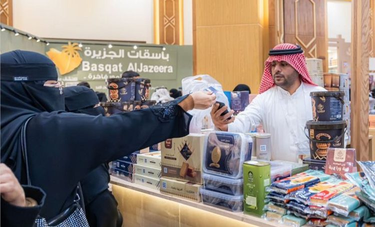 أتاح أكثر من 1500 فرصة عمل.. اختتام «كليجا بريدة» بحضور تجاوز 500 ألف زائر و340 منفذًا للبيع والتسويق