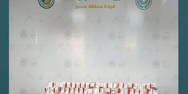 إحباط تهريب 30 ألف قرص خاضع لتنظيم التداول الطبي بعسير