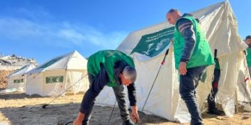 المملكة تقيم مخيمًا جديدًا لإيواء الأُسَر العائدة إلى غزة