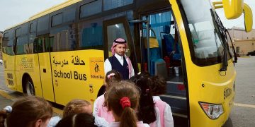 تنبيهات من المرور لقائدي الحافلات المدرسية عند صعود ونزول الطلاب