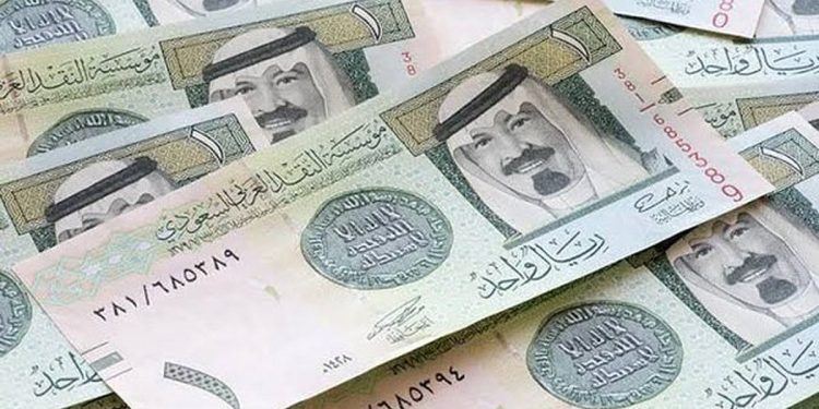 سعر الريال مقابل الجنيه المصري والعملات العربية اليوم الاثنين 23-7-1447