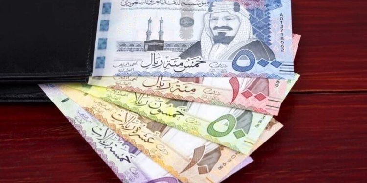 سعر الريال مقابل الجنيه المصري والعملات العربية اليوم الثلاثاء 24-7-1447