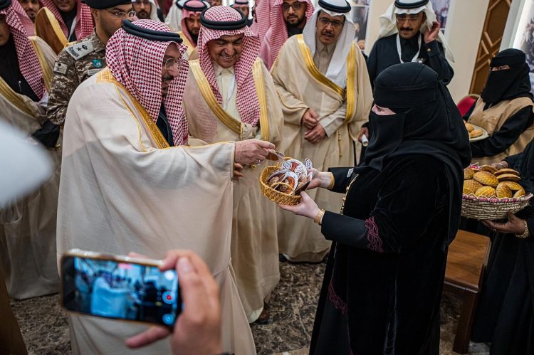 «صابونة الكليجا».. منتج طبيعي يجسّد التراث ويعكس نجاح الأسر المنتجة
