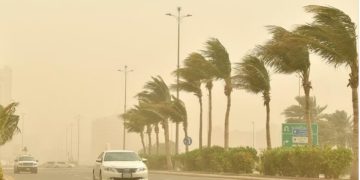 طقس الخميس.. رياح نشطة مثيرة للأتربة والغبار وأمطار خفيفة على عدة مناطق