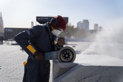 طويق للنحت يعود بـ'ملامح ما سيكون'