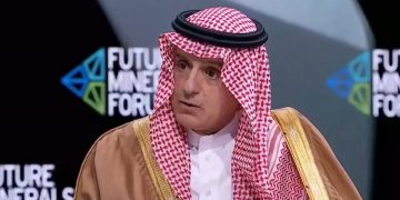 عادل الجبير: موقف المملكة ثابت ويرتكز على الحوار وحل القضايا بالوسائل السلمية