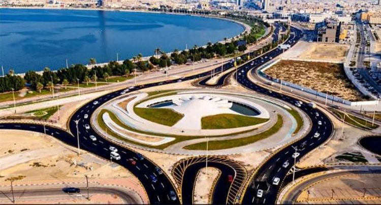 لتعزيز السلامة المرورية وتقليص زمن الرحلات.. أمانة الشرقية تلغي 43 إشارة مرورية