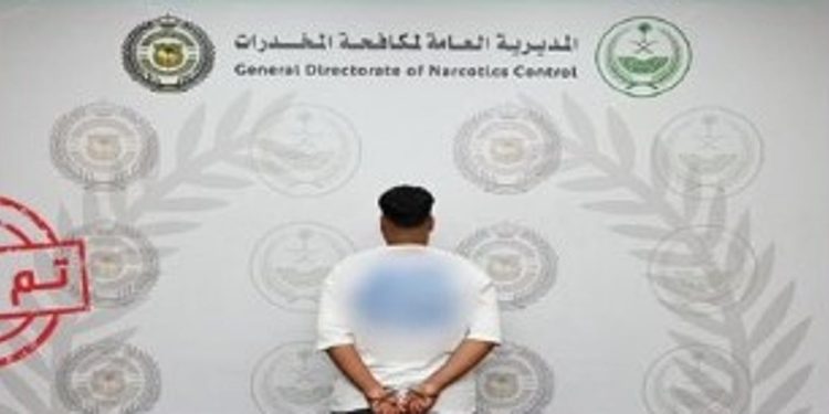 «مكافحة المخدرات» تقبض على مواطن بجدة لترويجه الحشيش المخدر